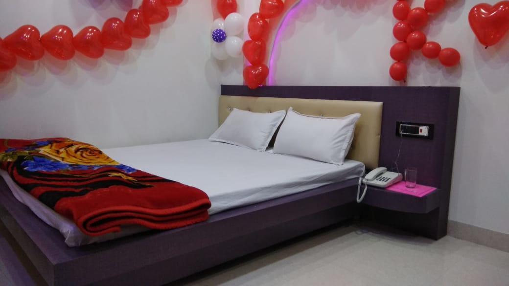 Hotel Nikunj Ashta  Εξωτερικό φωτογραφία